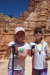 Sarah and Emma at Bryce Canyon