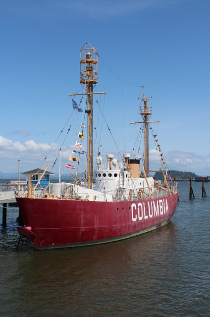 Light ship Columbia