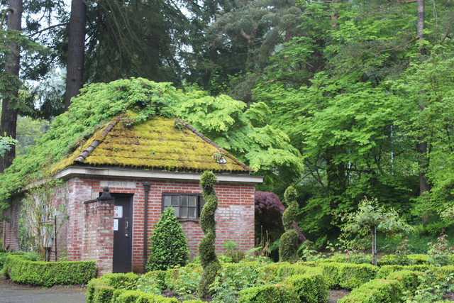 Bathroom in Portland Rose Garden