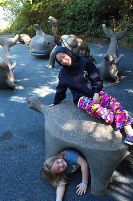 Sarah and Emma at Oregon State Aquarium