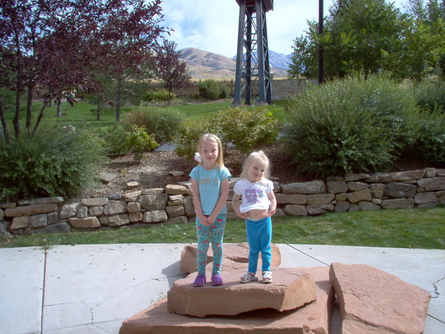 Emma and Sarah at Dinosaur Museum