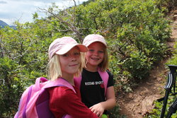 Sarah and Emma on the Grandeur Peak trail