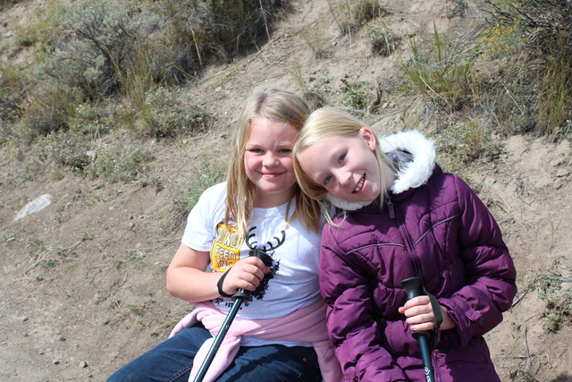 Emma and Sarah in Yellowstone