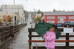 Sarah on the Astoria pier
